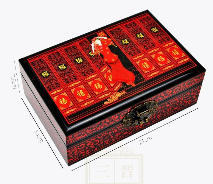 平遥推光漆器（纸巾盒）